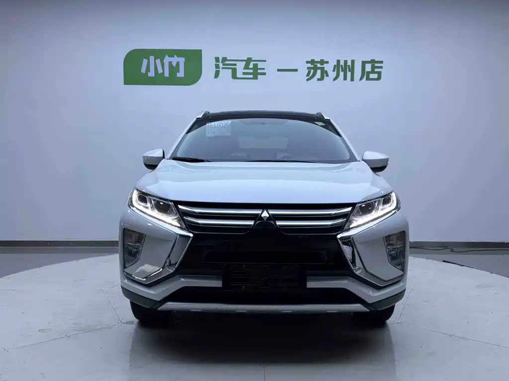 Photo 2 - Mitsubishi Eclipse Cross