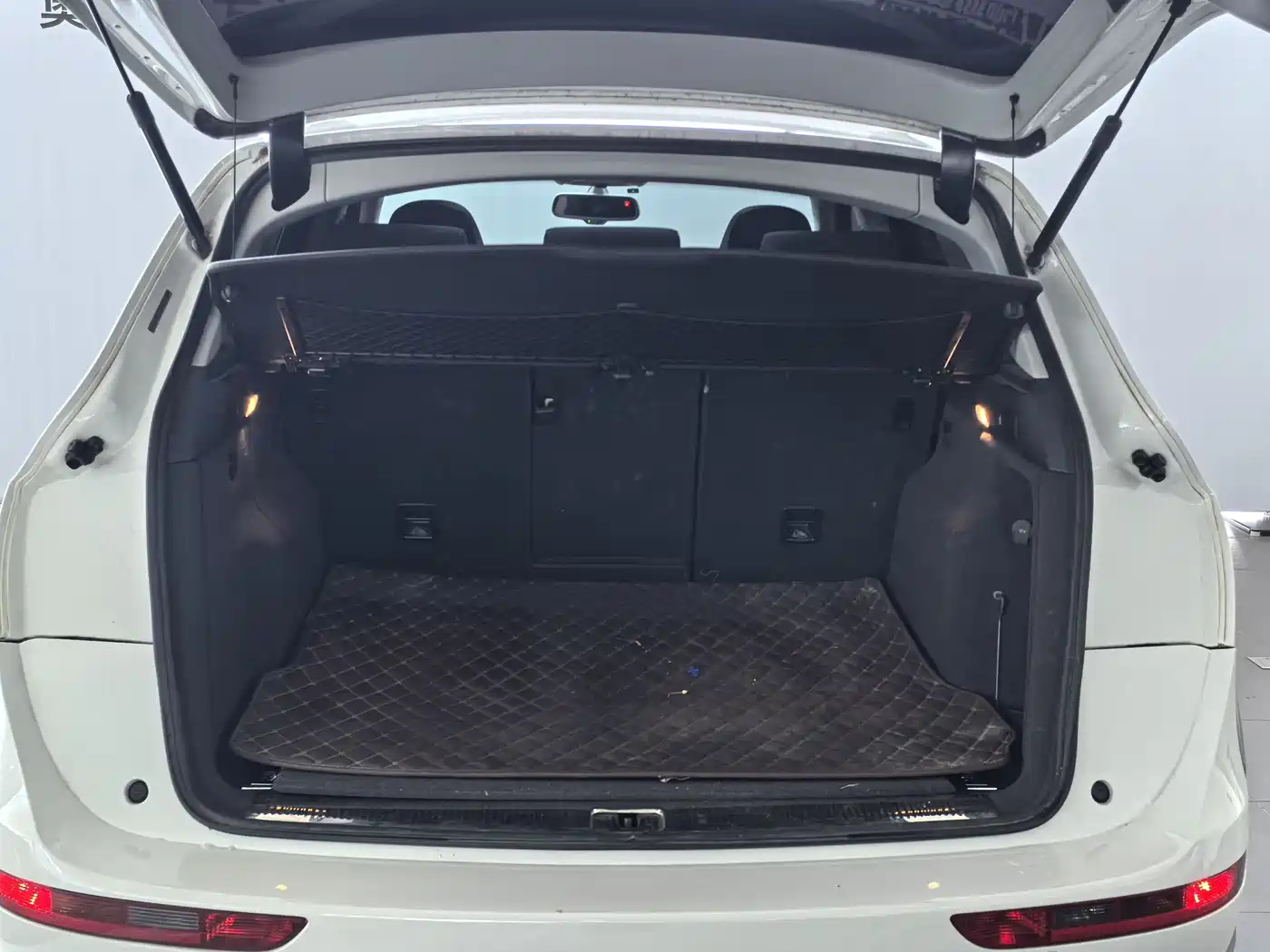 Audi Q5 2018 Collector's Edition 40 TFSI Technology фото 13