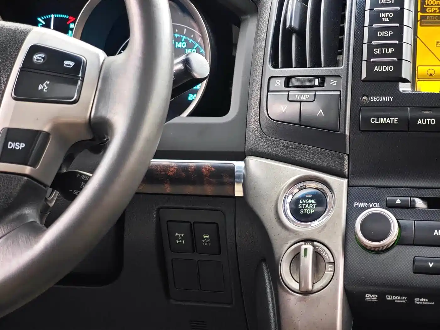 Toyota Land Cruiser 2010 Model 4.7L Automatic VX фото 15