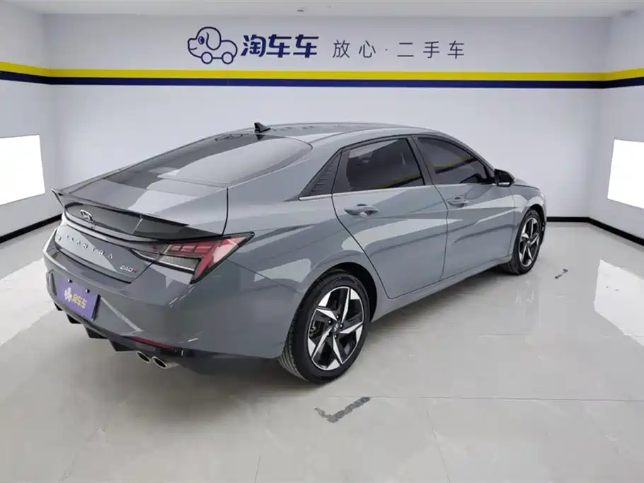 Hyundai Elantra 2021 240TGDi DCT LUX Premium Edition фото 3