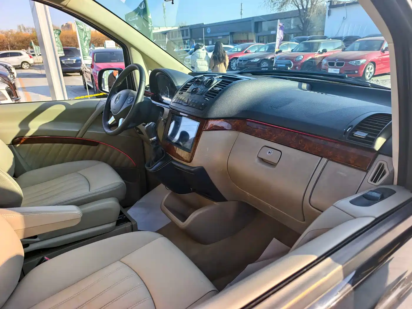 Mercedes-Benz Viano 2013 3.0L Comfort Edition фото 13