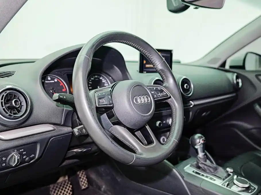 Фото 8 - Audi A3