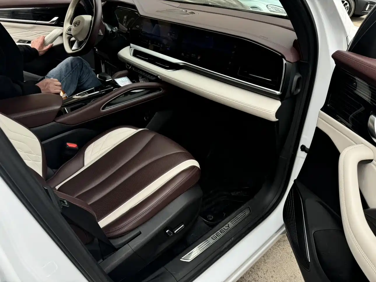 GEELY AUTOMOBILE XINGYUE L