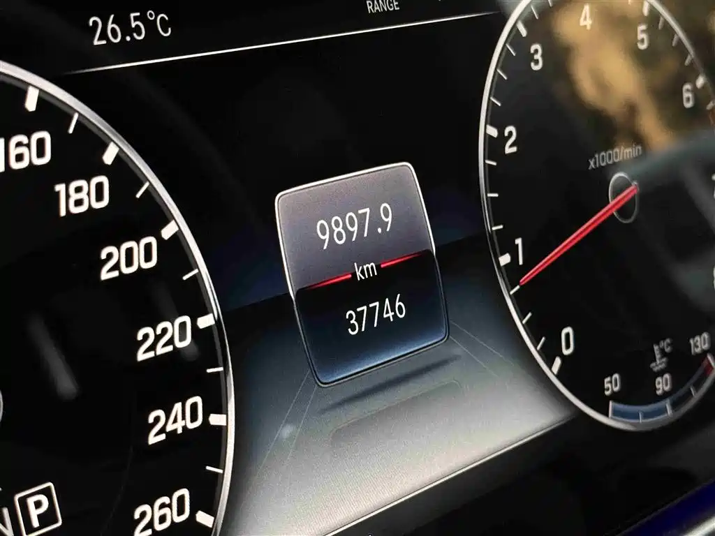 Mercedes-Benz G-Class 2024 G 350 фото 17