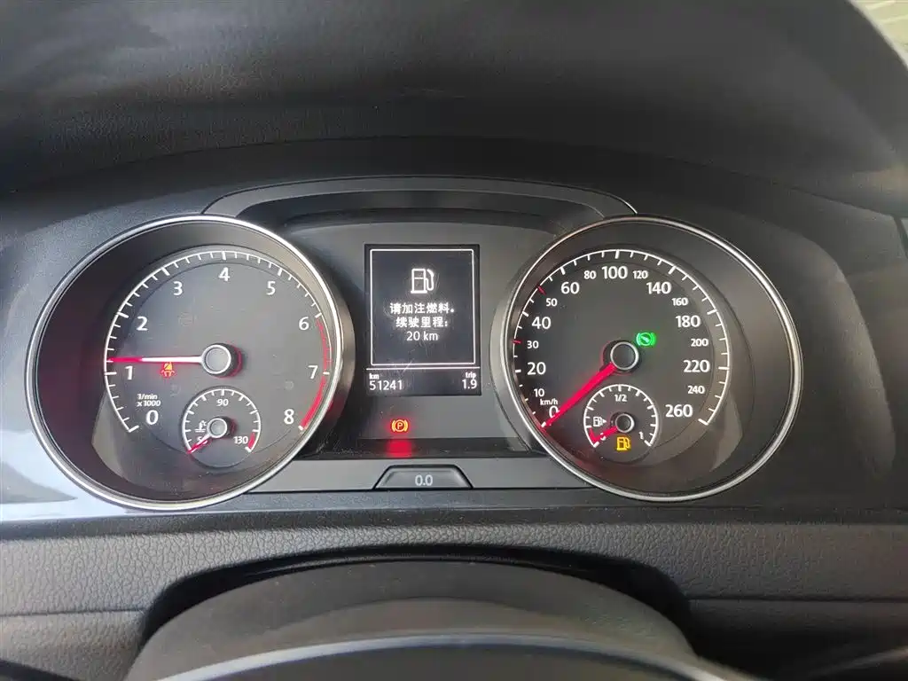 Volkswagen Golf 2020 200TSI DSG Comfort Progressive Edition фото 12
