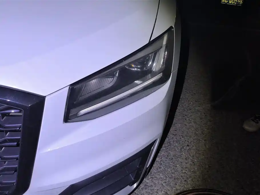 Audi Q2L 2020 35 TFSI Progressive Dynamic Model фото 5