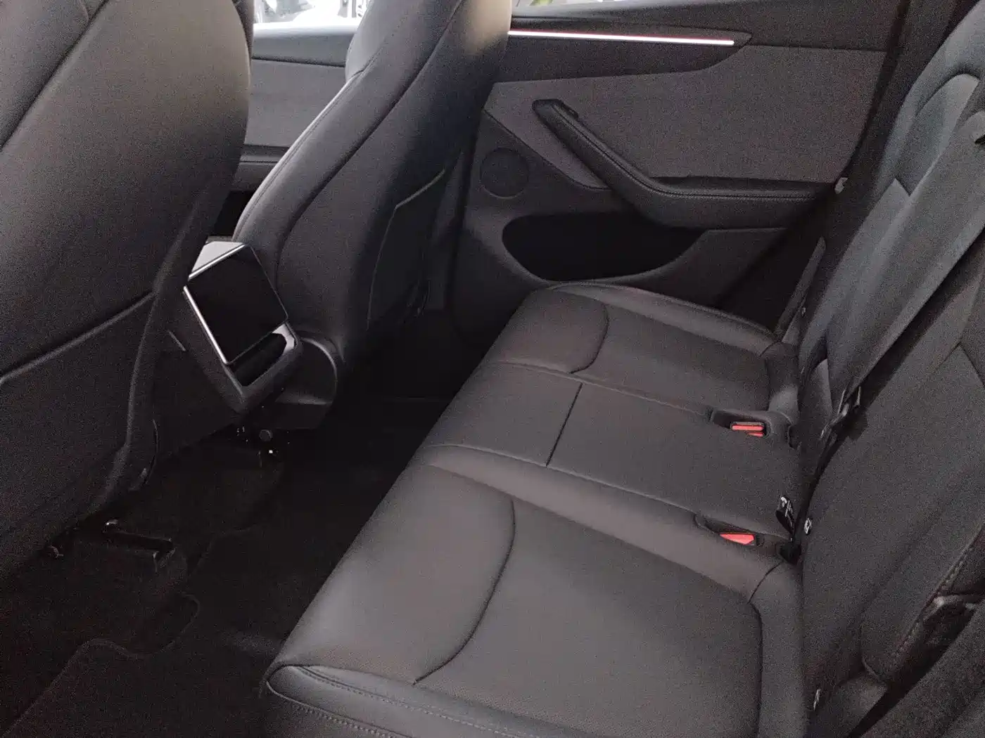 Tesla Model Y 2026 2026 Rear-Wheel Drive