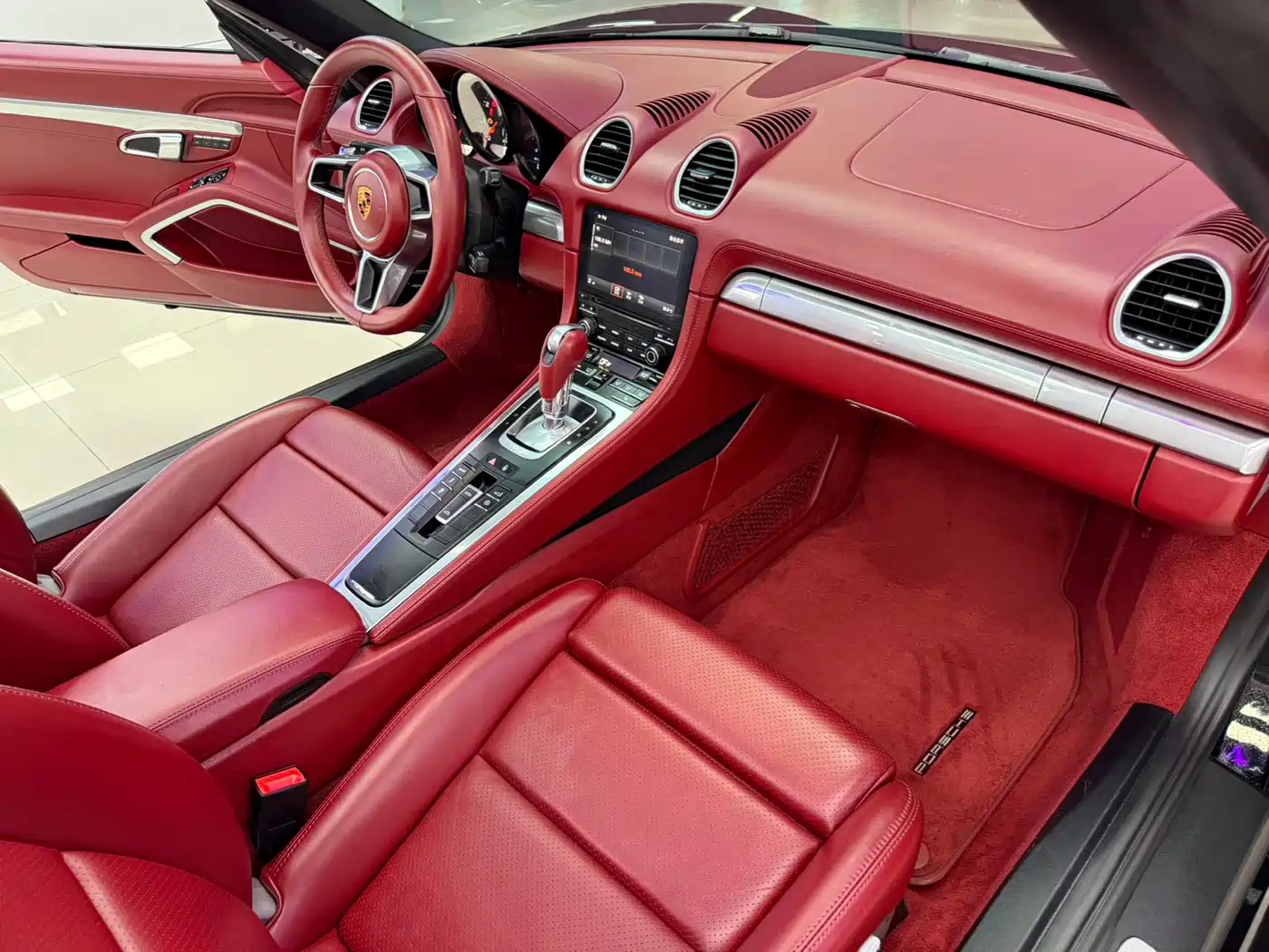Porsche 718 2018 Boxster 2.0T фото 5