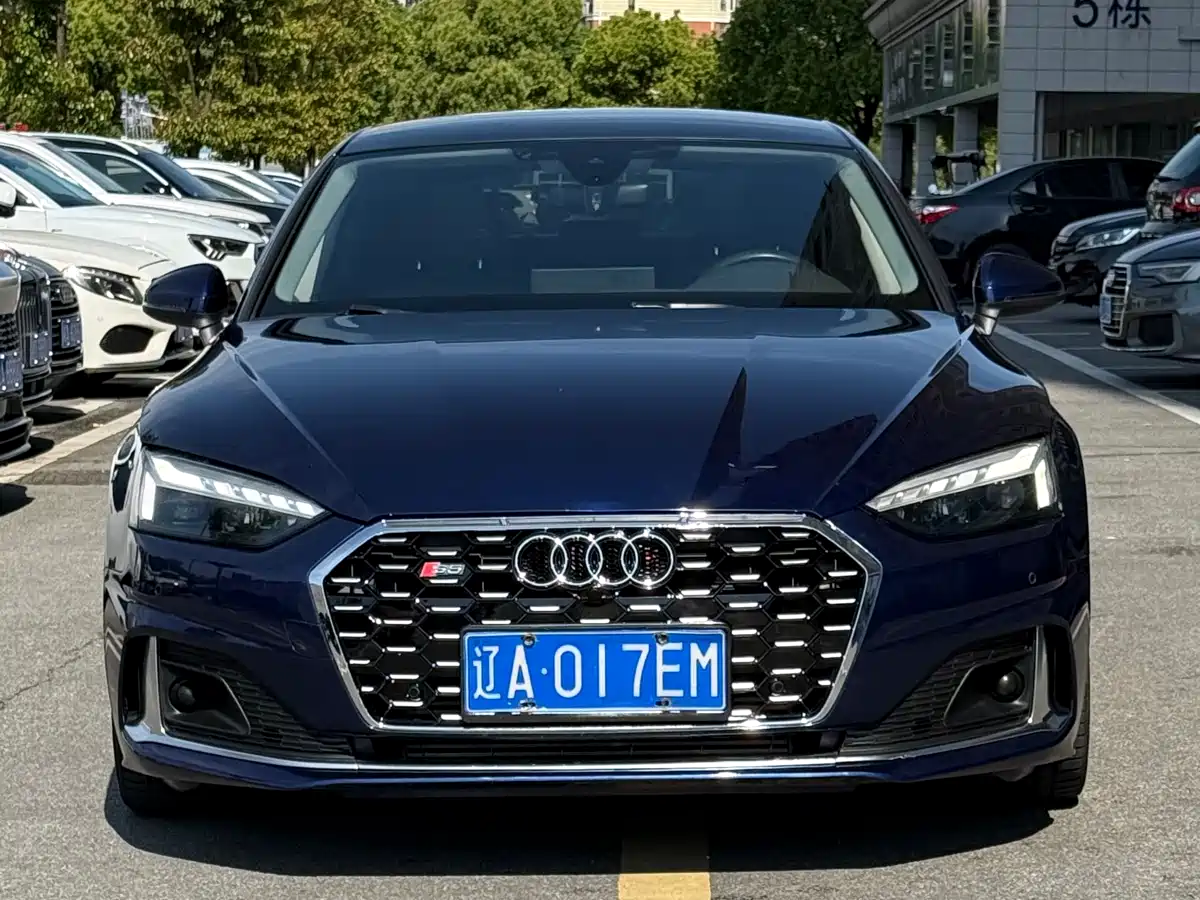 Audi A5 (Import) 2021 Sportback 40 TFSI Fashion Dynamic фото 2