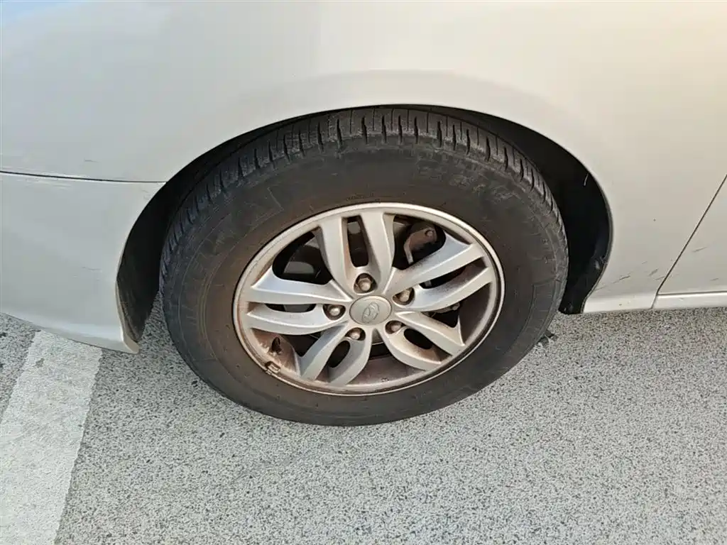 Hyundai Elantra 2011 1.6L Automatic Luxury фото 23