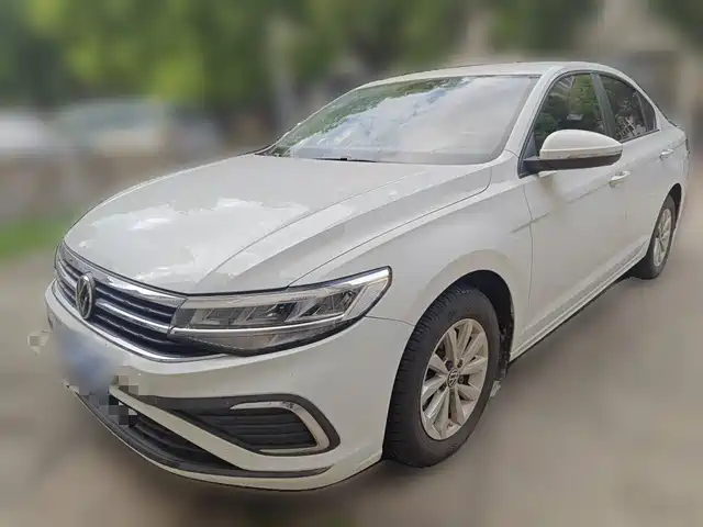 Volkswagen Bora 200TSI DSG, Smooth Travel