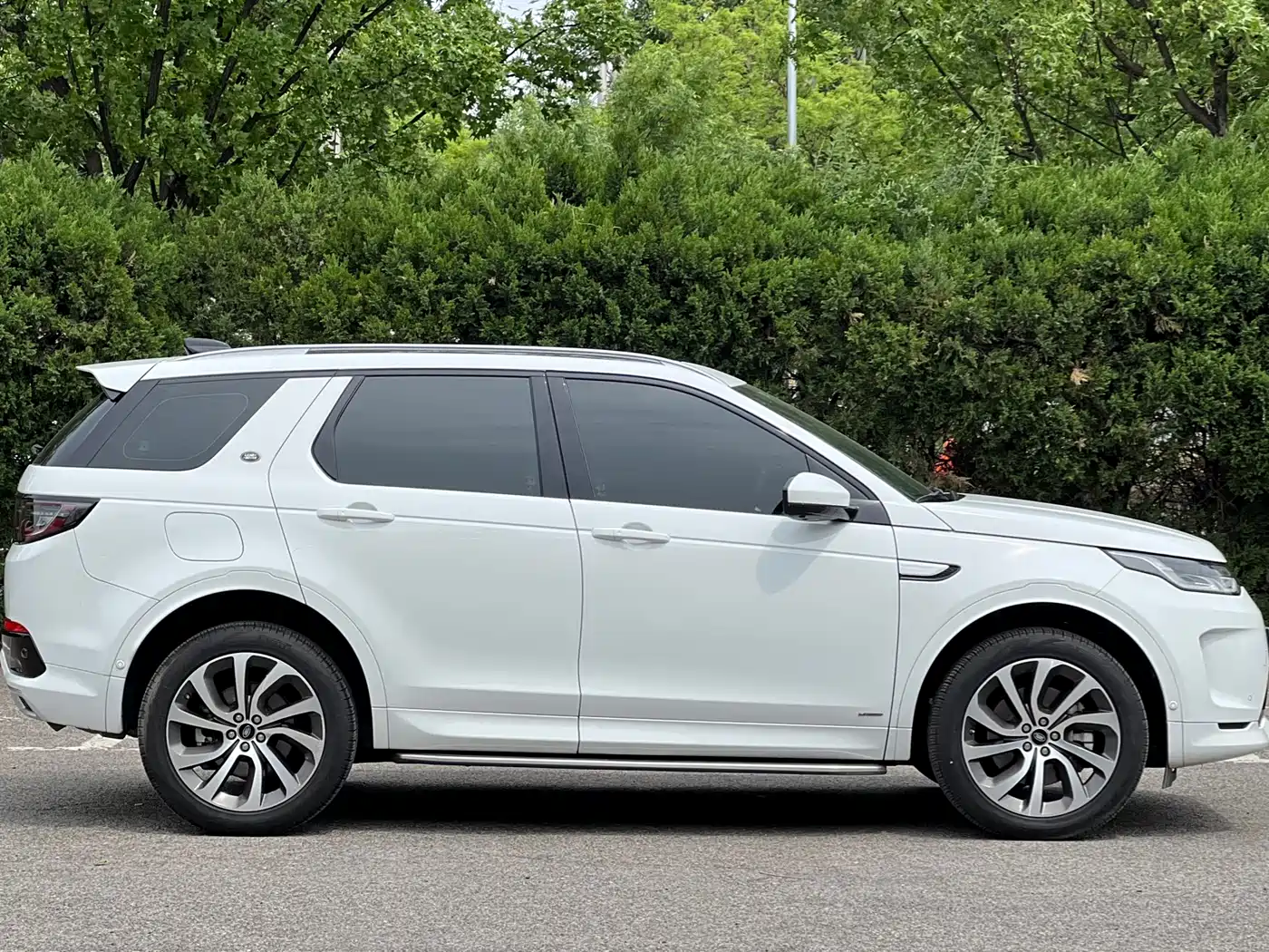 Land Rover Discovery Sport 2021 249PS R-Dynamic HSE Luxury Custom Edition фото 8