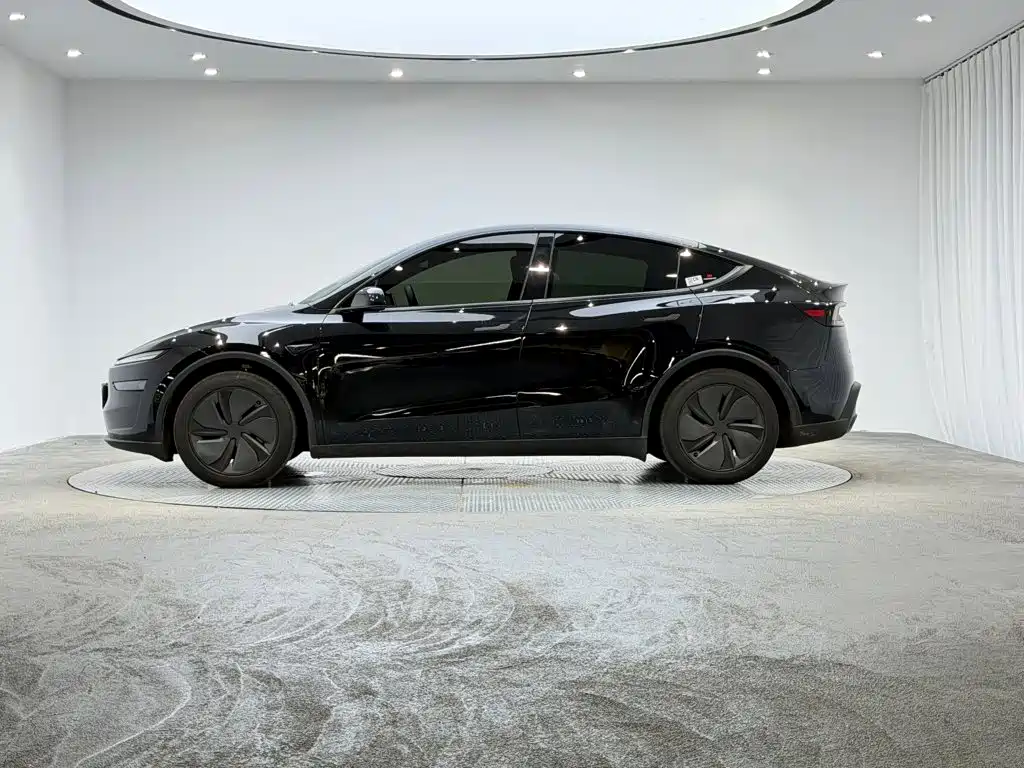 Tesla Model Y 2026 2026 Rear-Wheel Drive