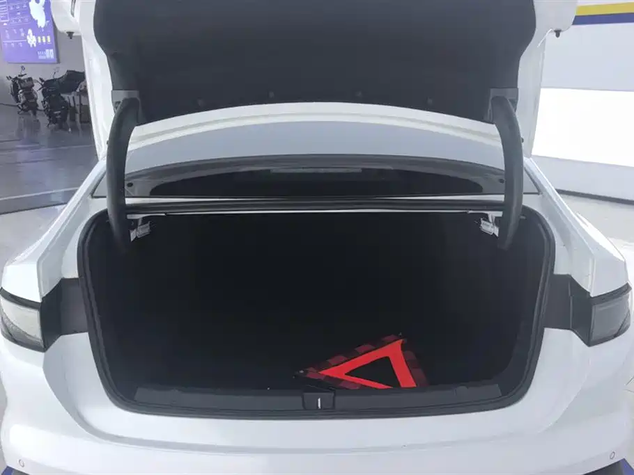 BYD Hai Bao 05 DM-i 2025 DM-i Smart Drive Edition 55KM Luxury фото 4