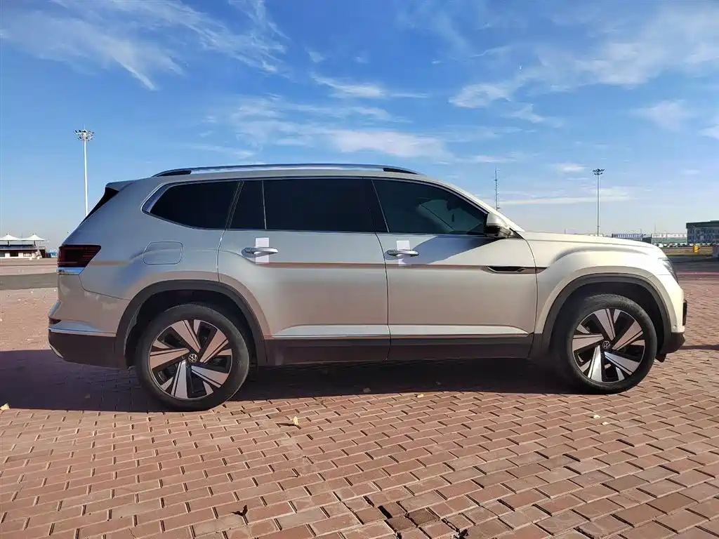 Volkswagen Teramont 2023 380TSI AWD Premium Luxury Edition фото 4