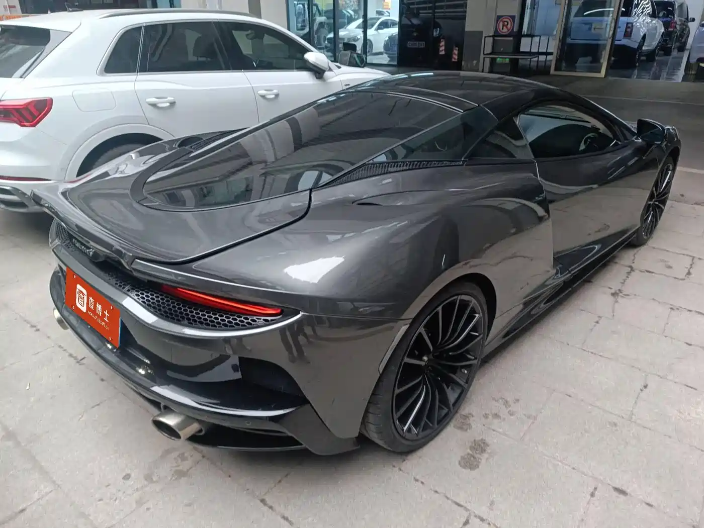 2023 McLaren GT