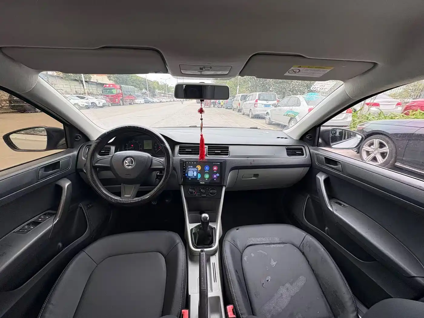 Škoda Rapid 2016 1.4L Manual Forward Edition фото 5