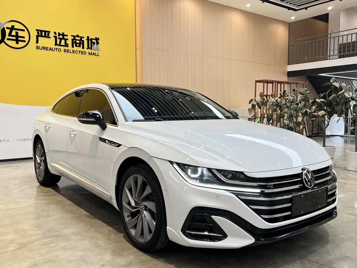 Volkswagen FAW-Volkswagen CC 2021 380TSI Eye-catching Edition фото 3