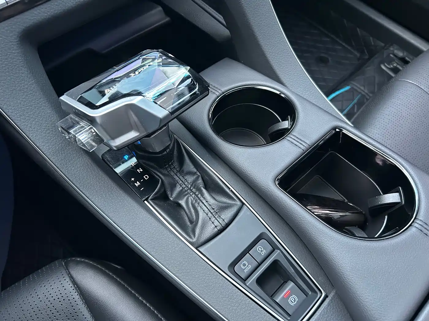 Toyota Avalon 2019 2.0L Progressive Edition (China VI) фото 22