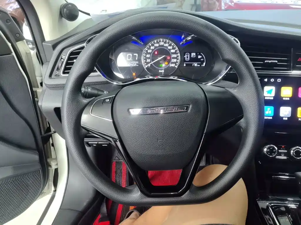 Venucia D60 2019 2019 100K Glory 1.6L XE CVT Chen Xiang Edition China VI