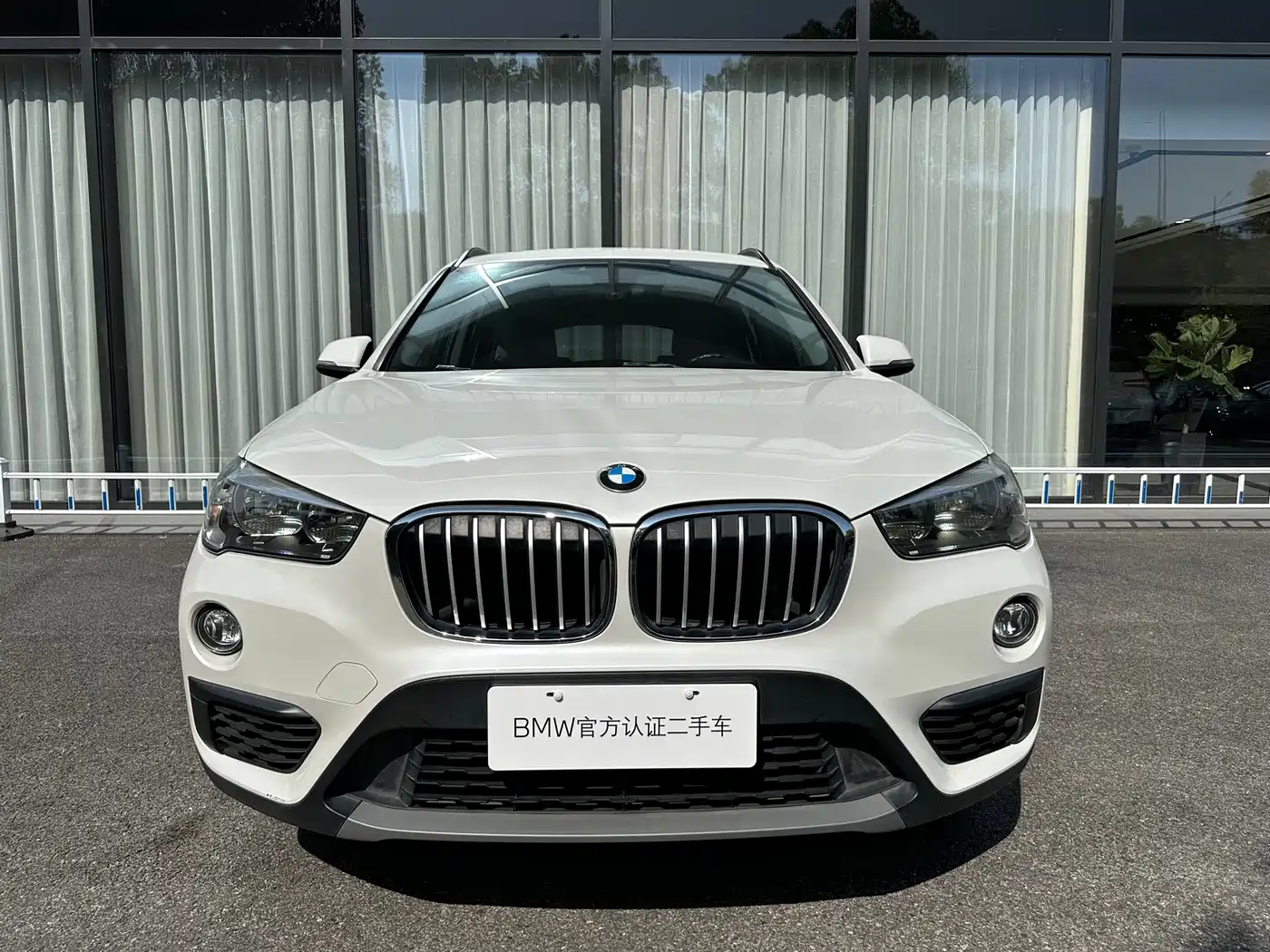 BMW X1 2019 sDrive18Li Fashion Model фото 4