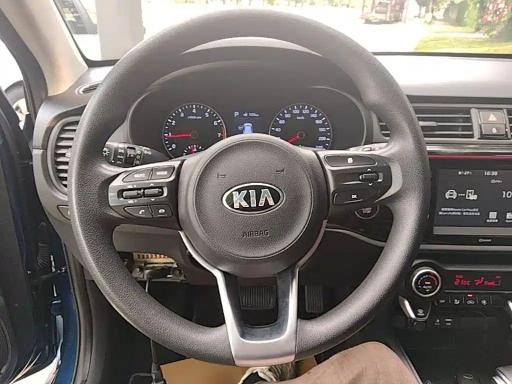 Kia KX CROSS 2018 2017 1.4L AT GLS