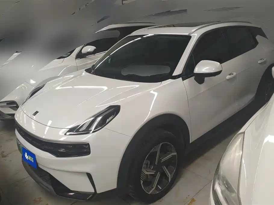 Lynk & Co 06 EM-P 2022 PHEV 84KM Range Pro