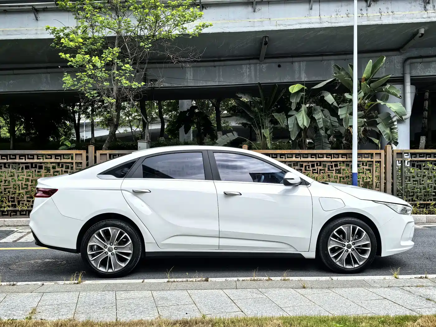 Photo 12 - Geely Geometry A