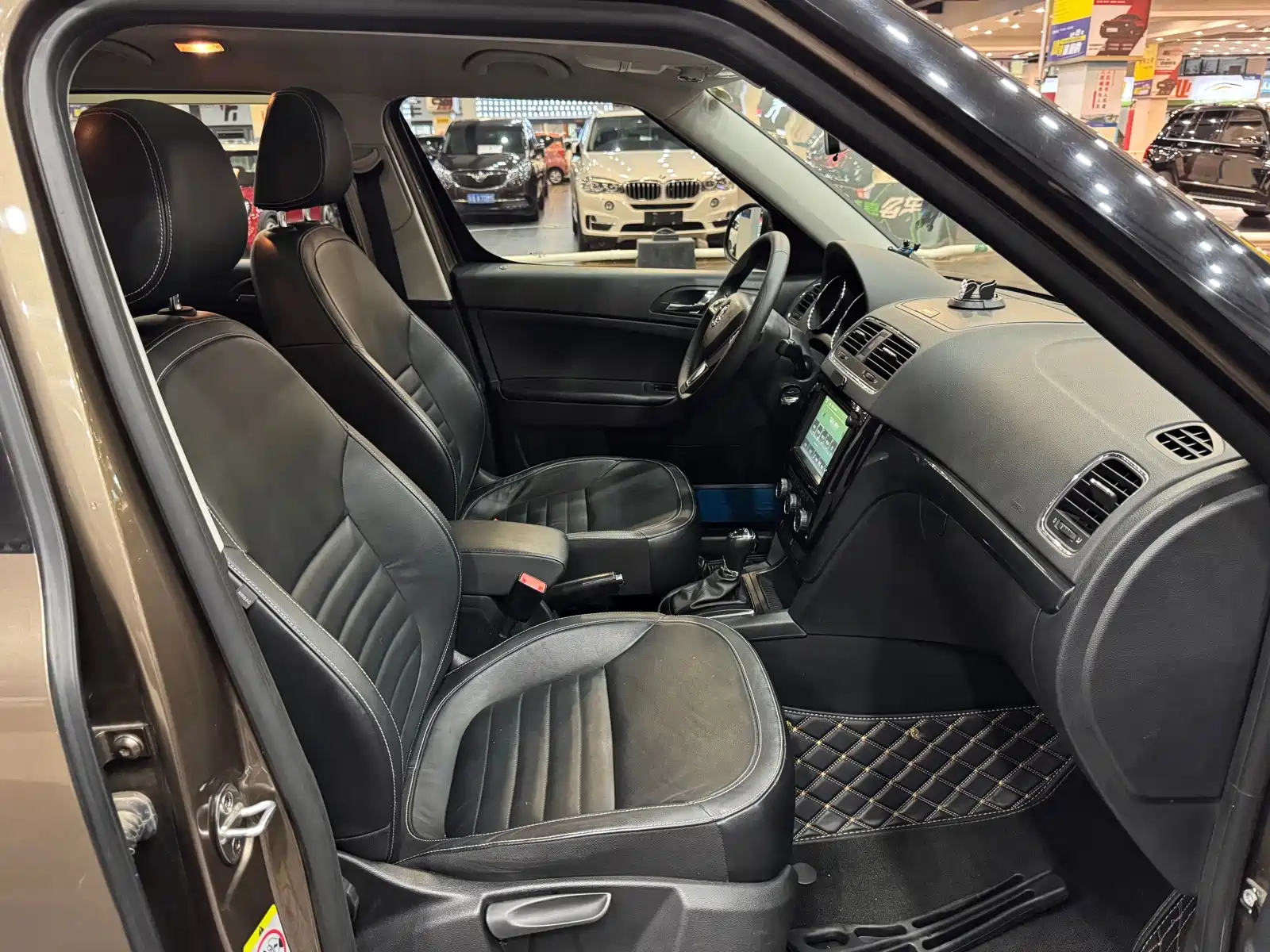 Фото 20 - Škoda Yeti