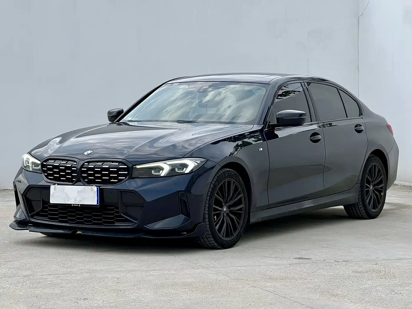 BMW BMW 3 Series 2023 325Li M Sport Black Night Package