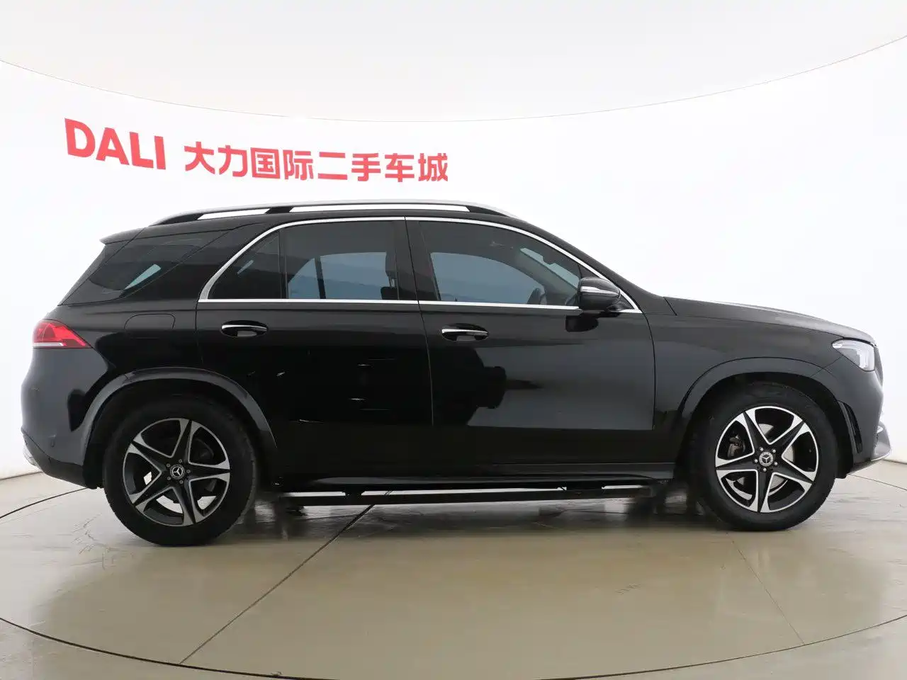 Mercedes-Benz GLE 2022 Facelift GLE 350 4MATIC Fashion фото 13