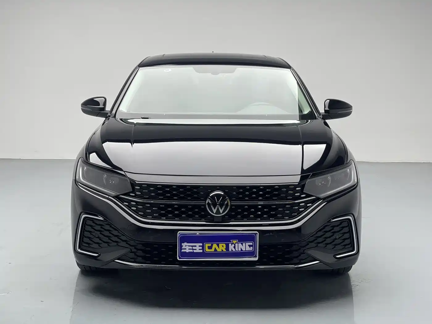 Volkswagen Passat 2024 Model 380TSI Starlight Elite фото 27