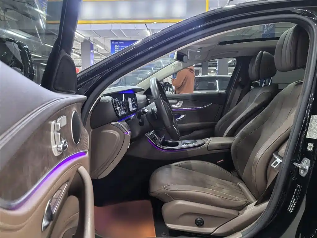 Mercedes-Benz E-Class 2019 E 300 L Luxury фото 14