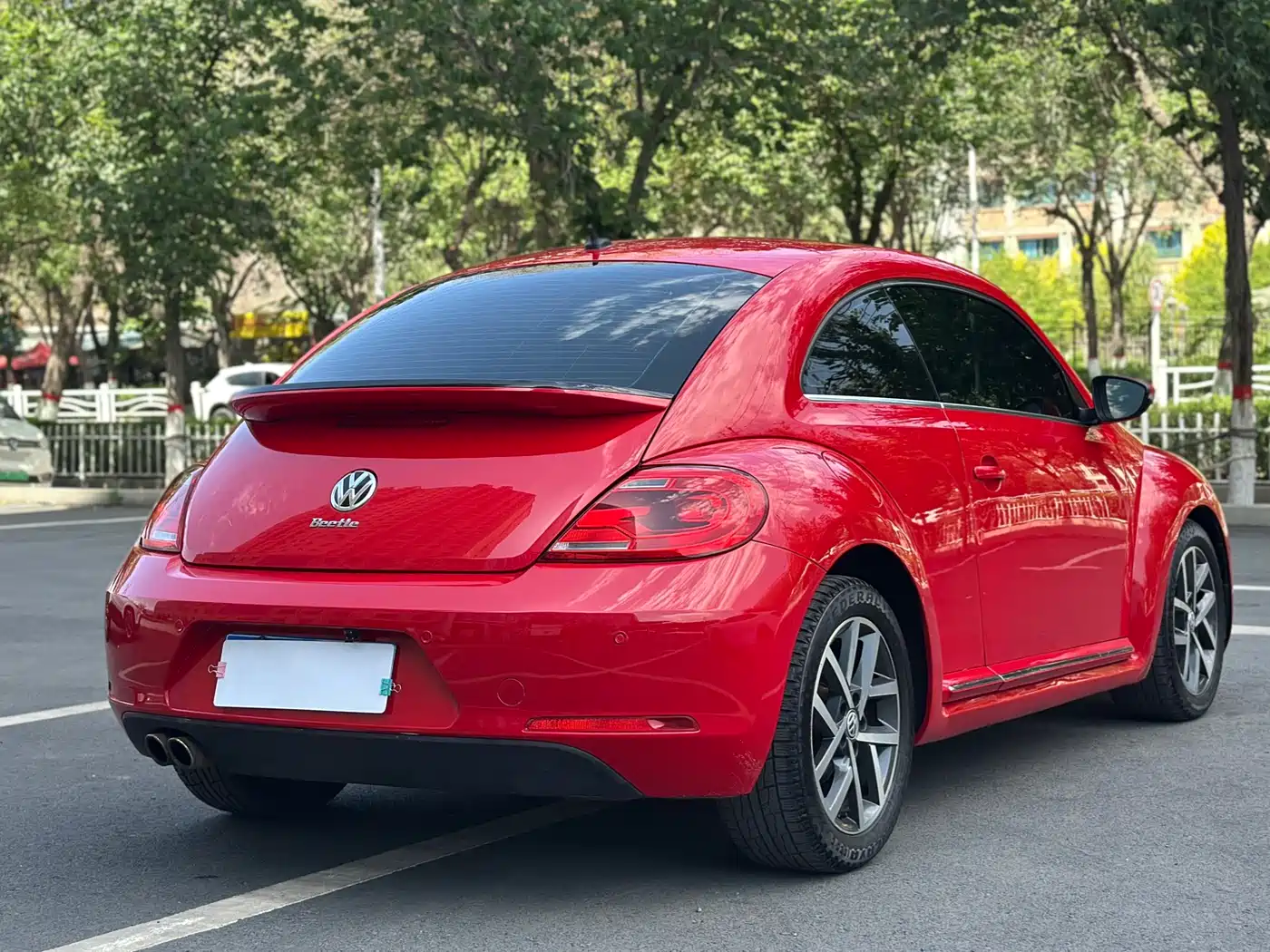 Volkswagen Beetle 2013 1.4TSI Fashion Edition фото 10