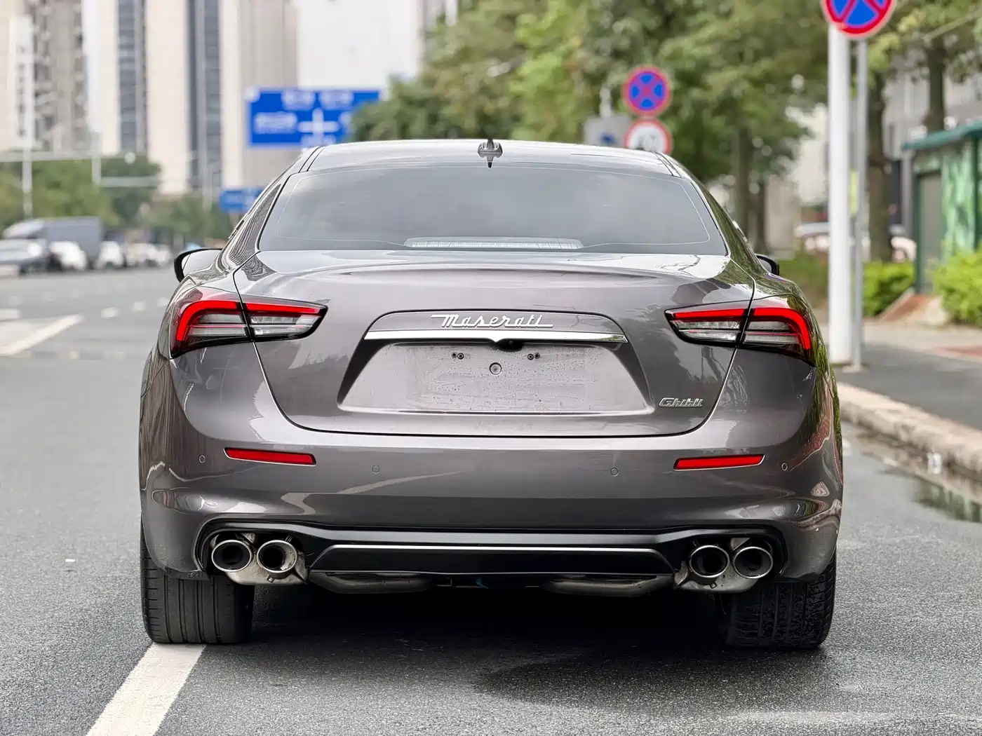 MASERATI GHIBLI