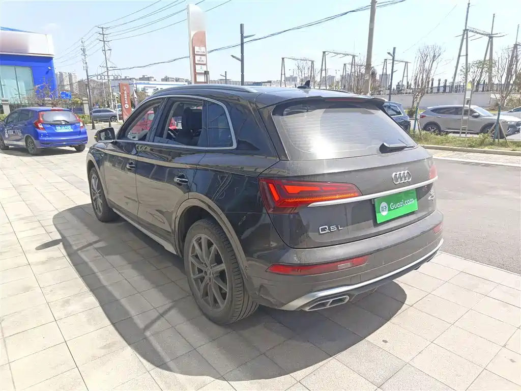 Audi Q5L 2022 Facelift 40T Luxury Dynamic фото 5