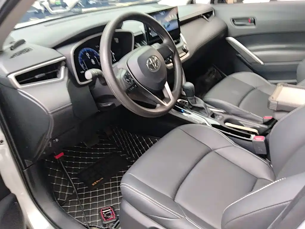 Toyota Frontlander 2025 2024 2.0L CVT Elite Plus Edition