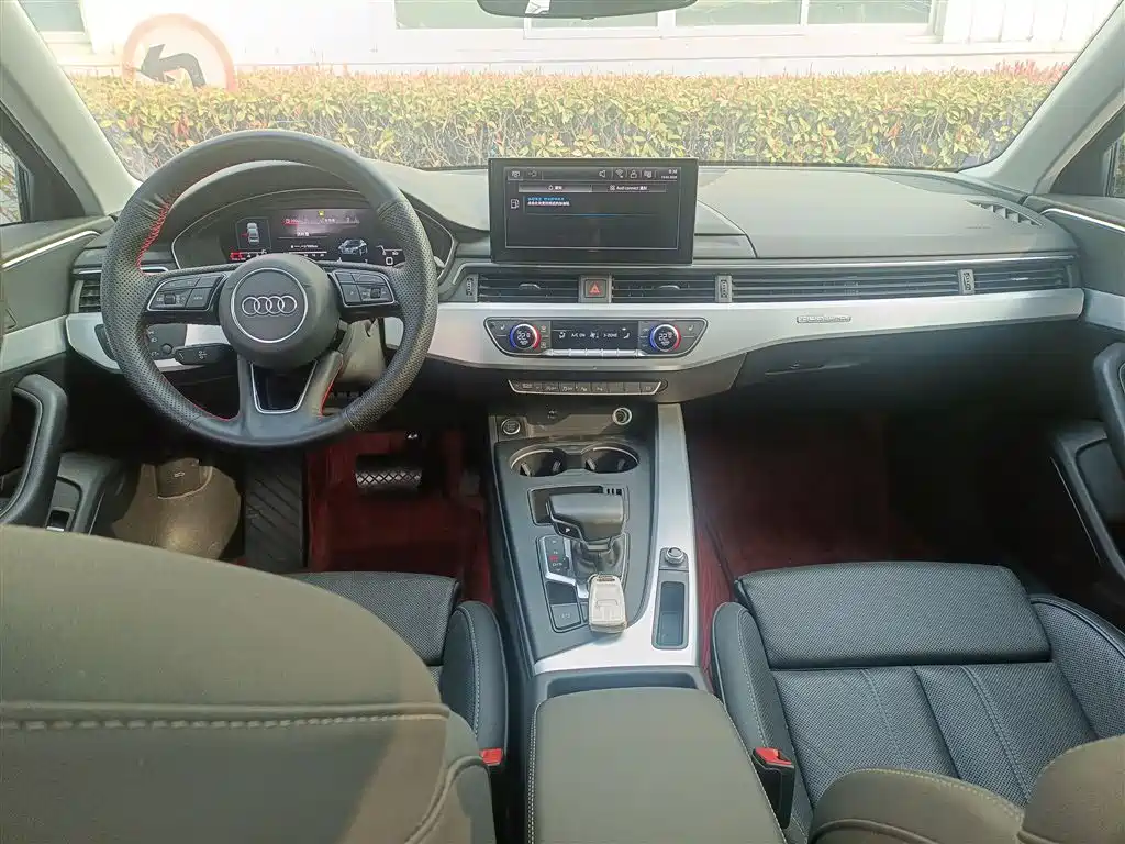 Audi A4L 2020 40 TFSI quattro Luxury Dynamic фото 10