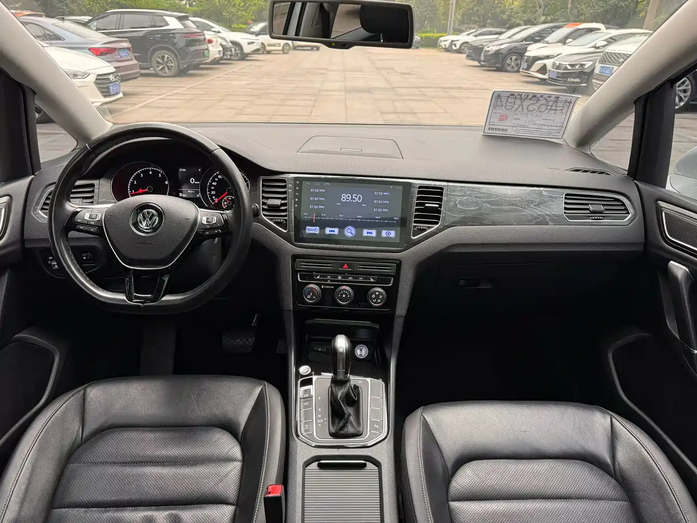 Volkswagen Golf Sportsvan 2016 280TSI Automatic Luxury фото 8
