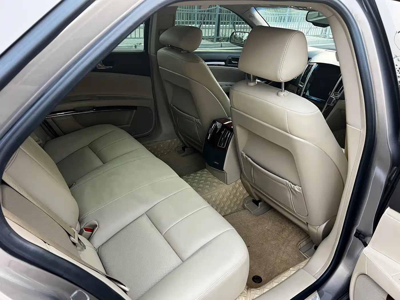 Cadillac SLS 2012 2.0T Comfort фото 25