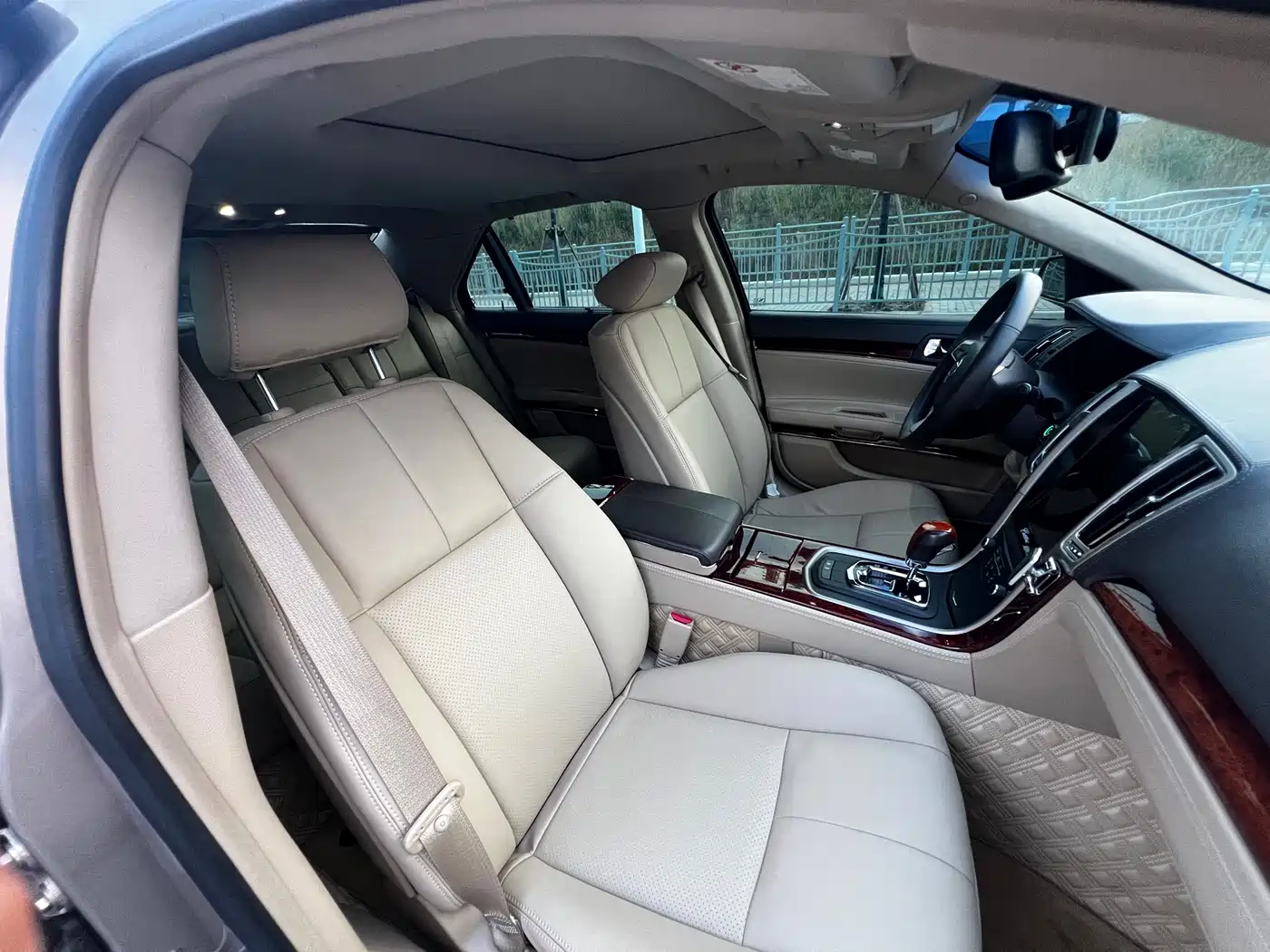 Cadillac SLS 2012 2.0T Comfort фото 30