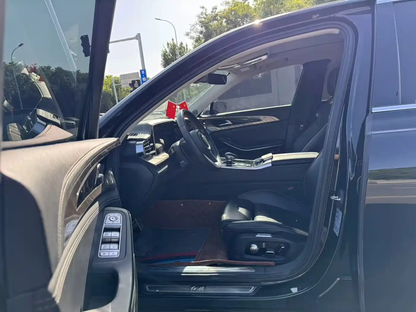 Hongqi H9 2020 2.0T Smart Connection Qi Xiang Edition фото 4