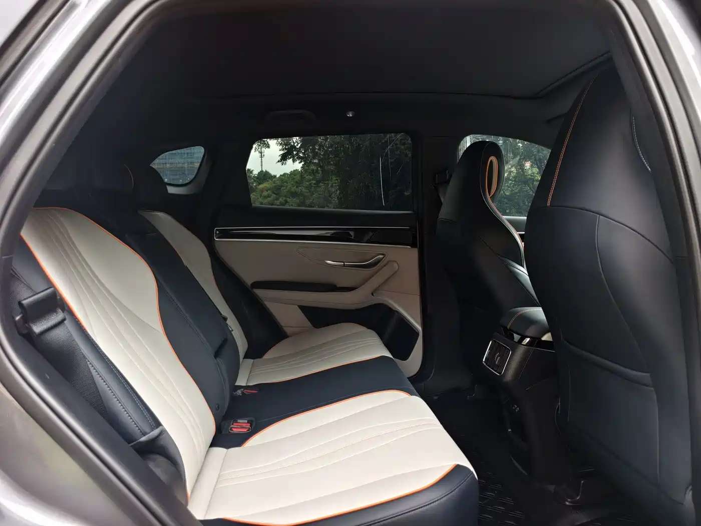 BYD Song PLUS PHEV 2021 DM-i 110KM Flagship фото 12