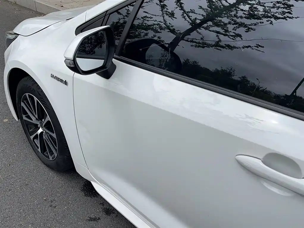 Toyota Levin 2023 Smart Hybrid 1.8L Luxury фото 16