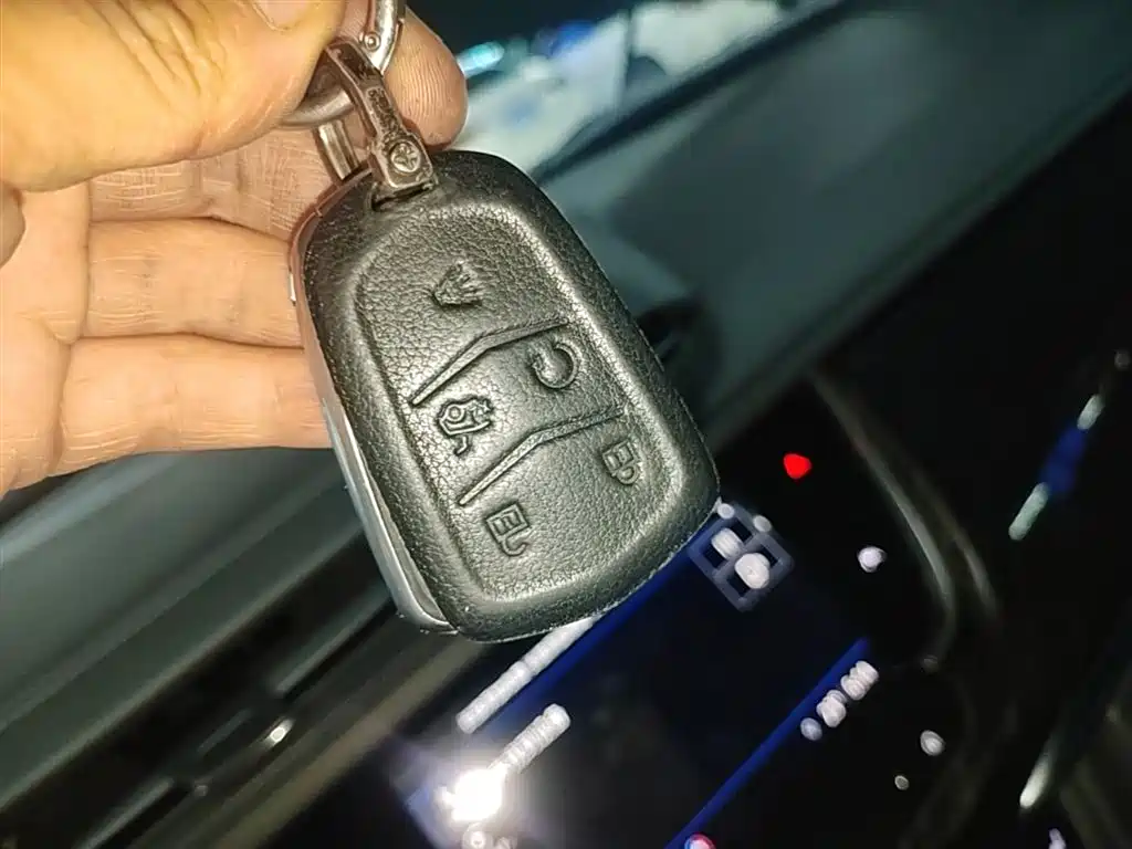 Cadillac XT6 2021 2.0T 6-seater 4WD Luxury фото 9