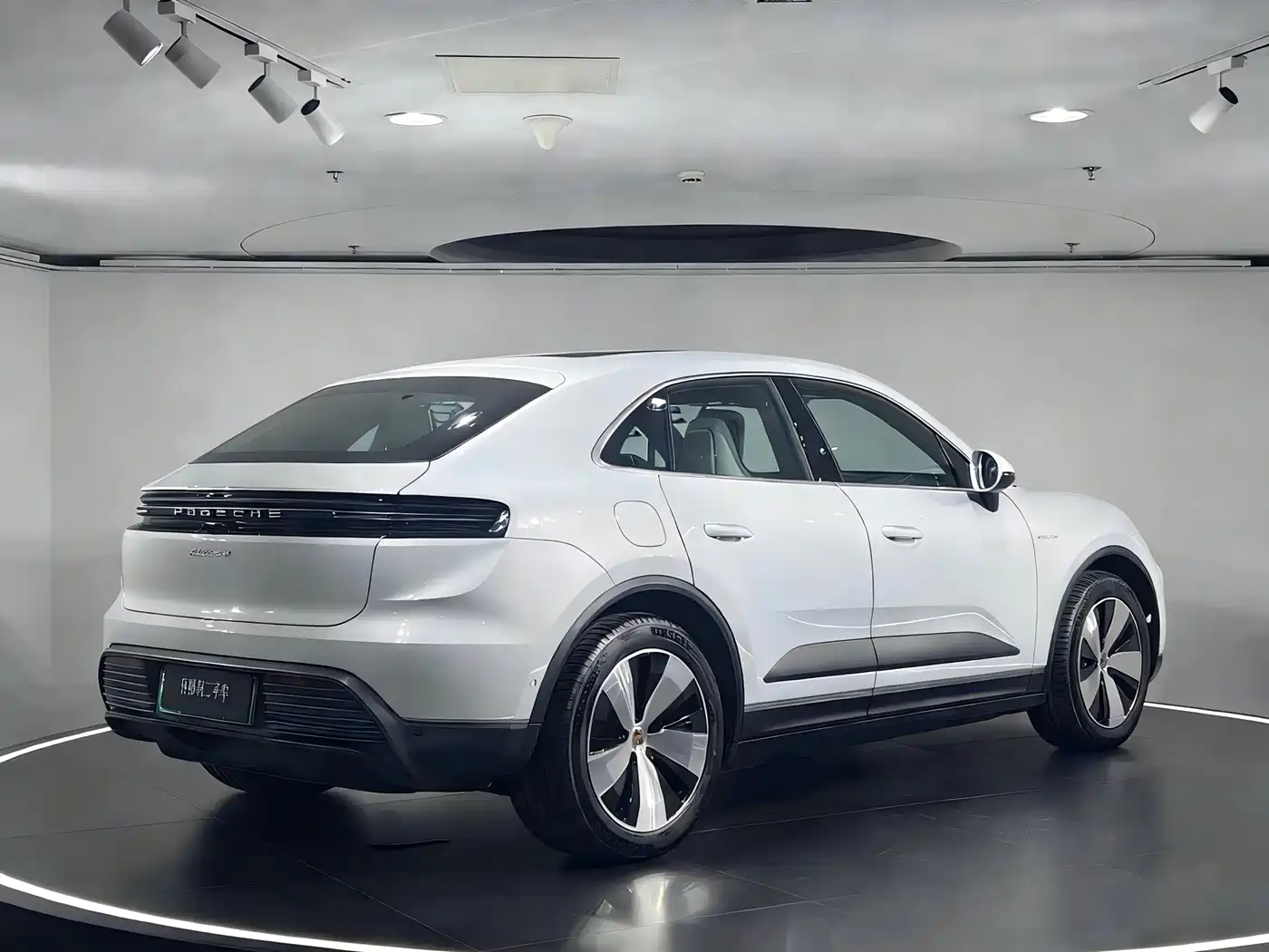 Porsche Macan EV 2024 Macan 4 фото 13