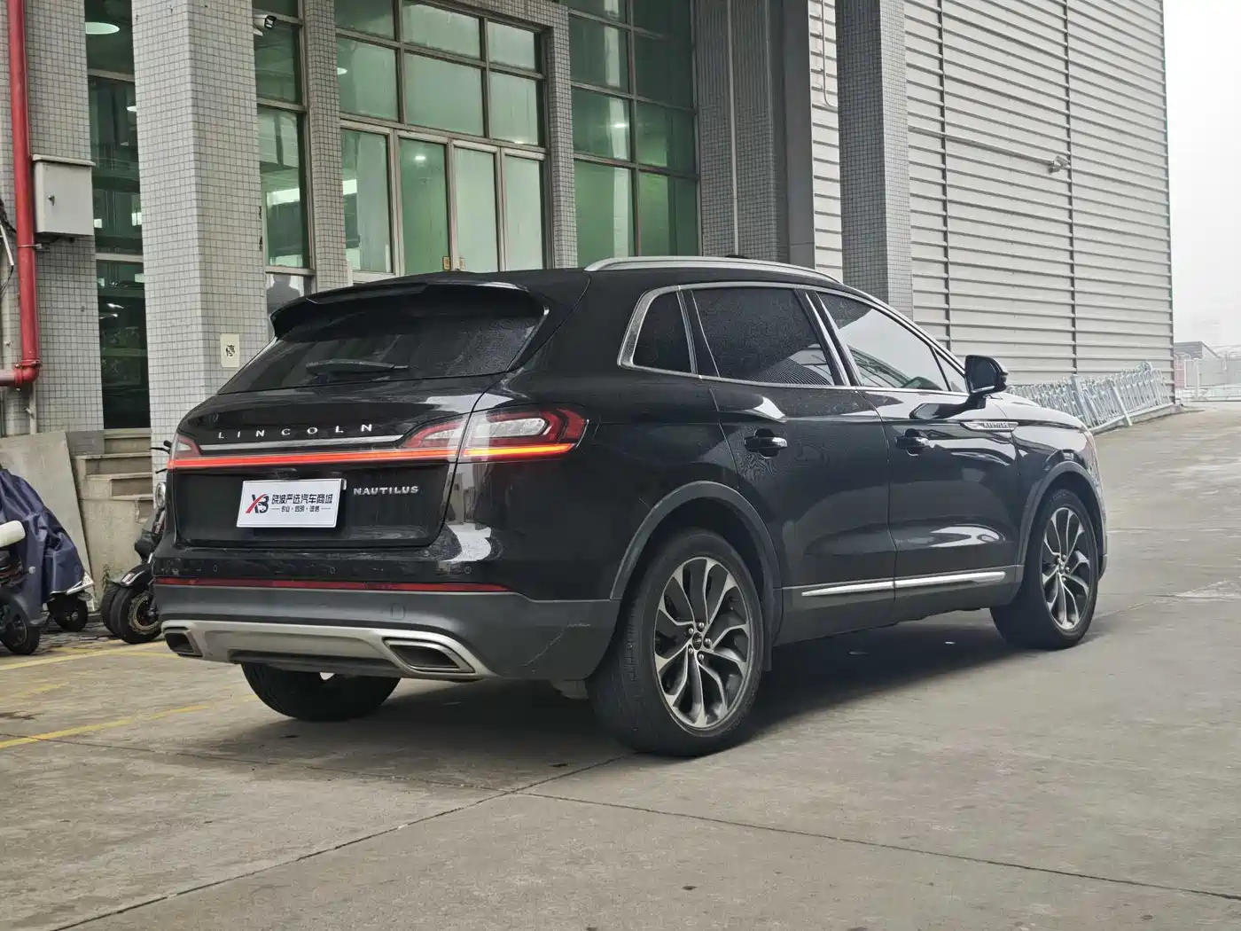 LINCOLN NAVIGATOR