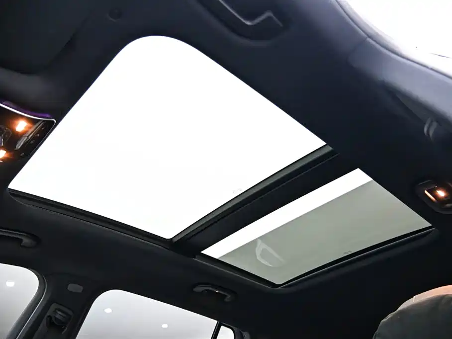Mercedes-Benz GLC 2024 GLC 260 L 4MATIC Luxury 5-seater фото 32