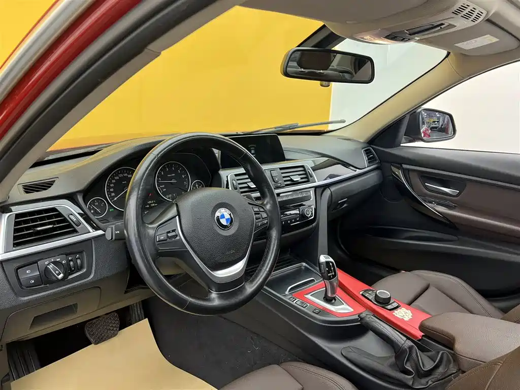 BMW 3 Series 2018 320Li Fashion Style фото 32