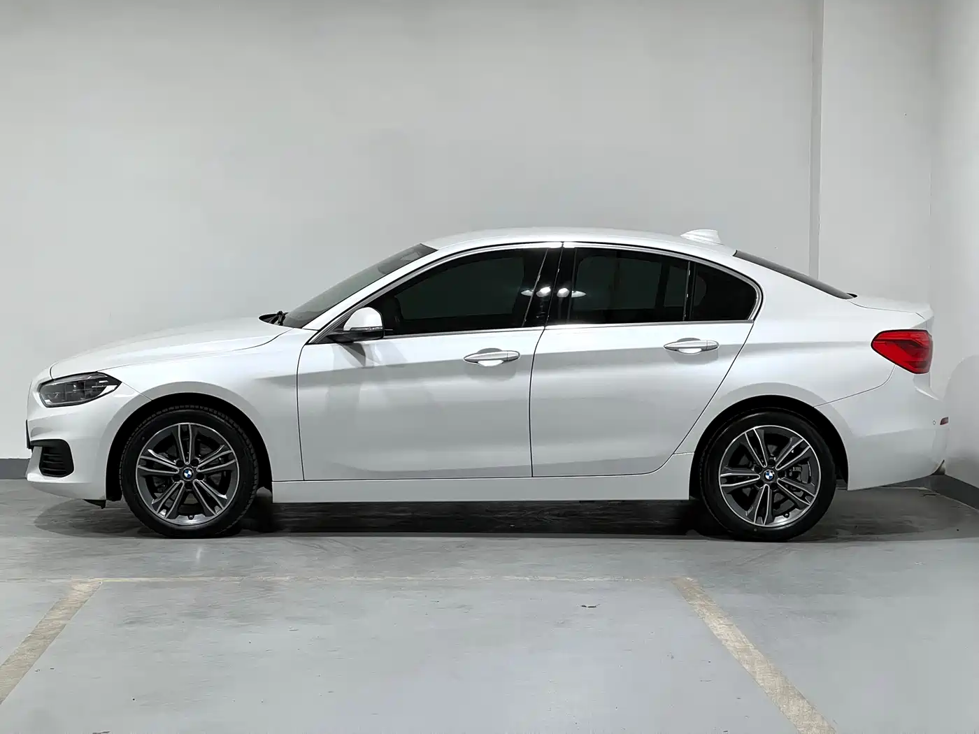 BMW 1 Series 2020 Model 120i Fashion Style фото 5